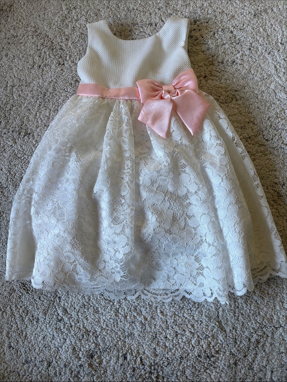 Jona Michelle Girls Sleeveless White Lace Dress with Pink Satin Bow Size 2T